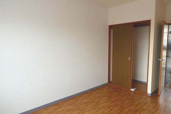 メゾンすみれB棟