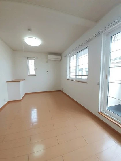 グリーン・コート 幸 B