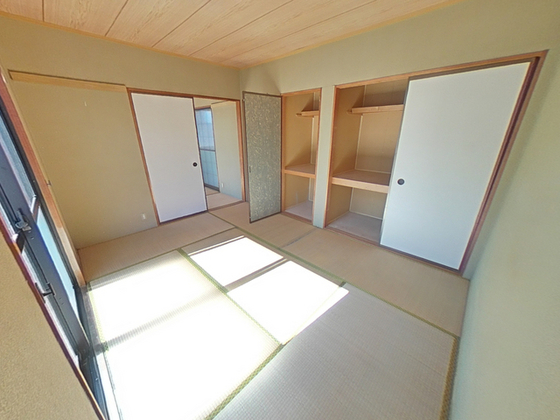 ハイライフ奥田 C棟