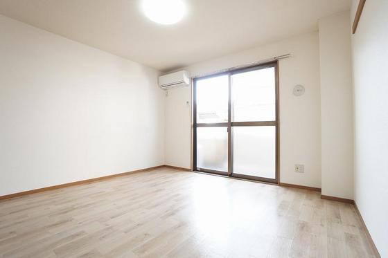 ラ・フォーレ24