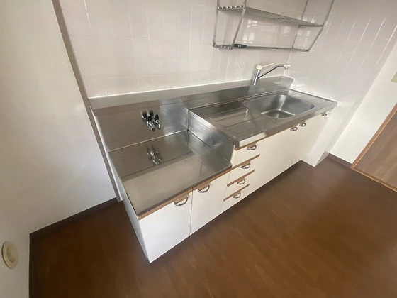 グリーン・ドエル鶴江