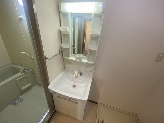 グリーン・ドエル鶴江