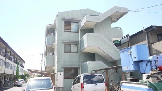 グリーン・ドエル鶴江