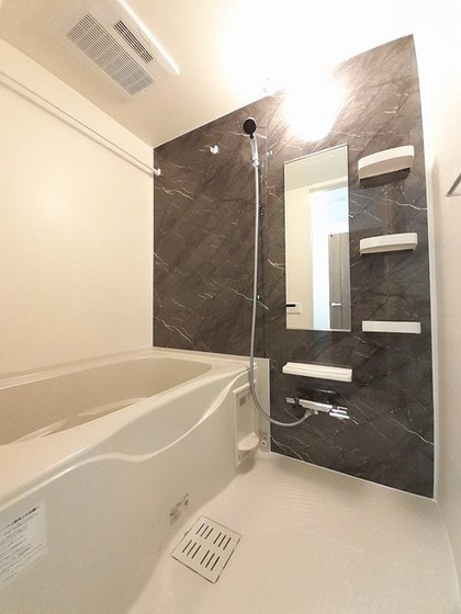 レトワール あかいわ