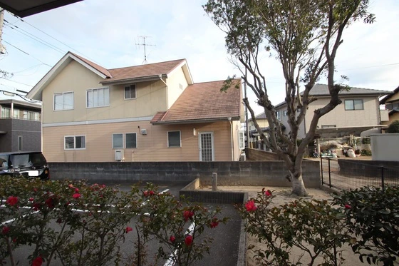 クレストパレス B棟