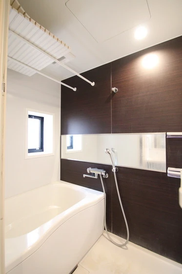 クレストパレス B棟