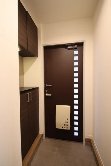 クレストパレス B棟