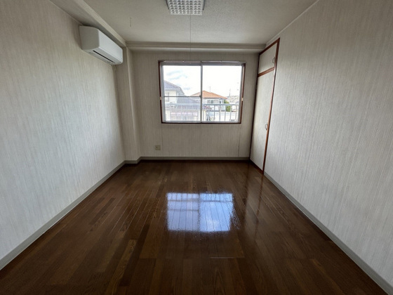 レジデンス門前