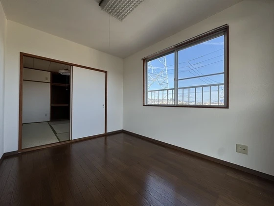 レジデンス門前