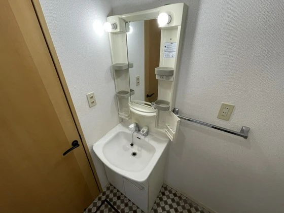 ティエラ己斐上AB A棟