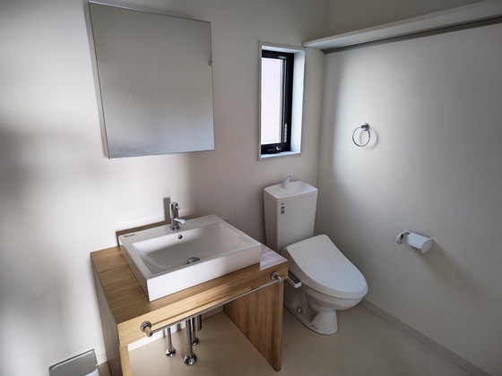 SATONOWA TERRACE 東棟