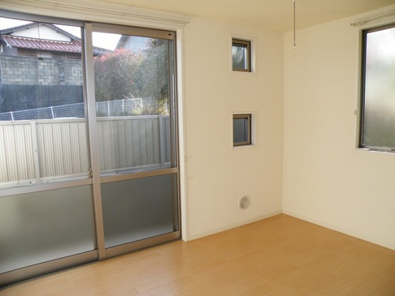 グリーンメゾン八本松B棟