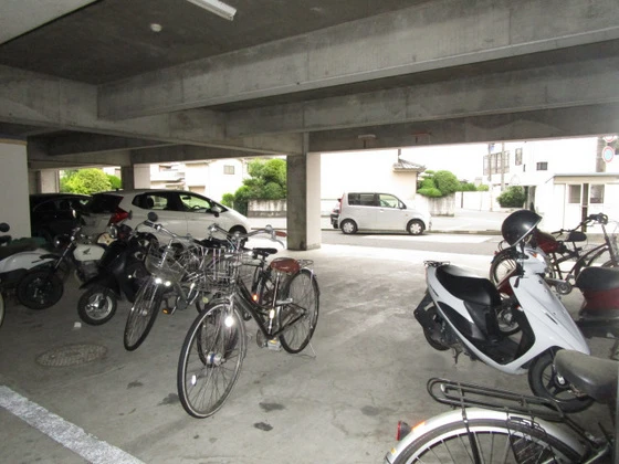 はなはうす東岡山マンション