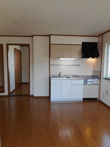 ヴィラフローラE