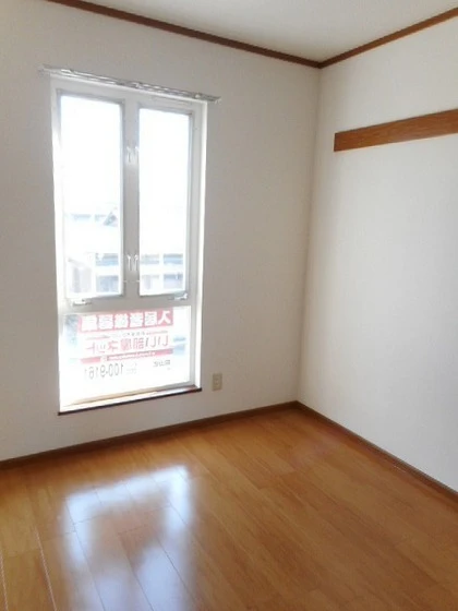 ヴィラフローラE