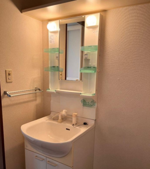 ラ・パルテール弐番館