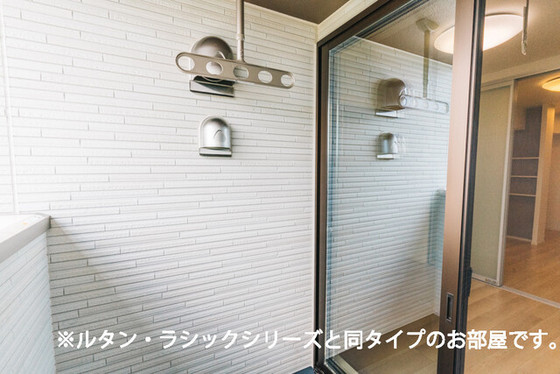 西条町寺家アパート A