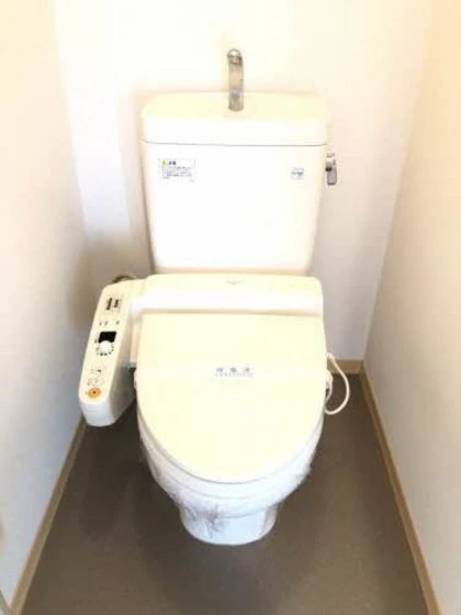 エッセ・ナイガイ A棟