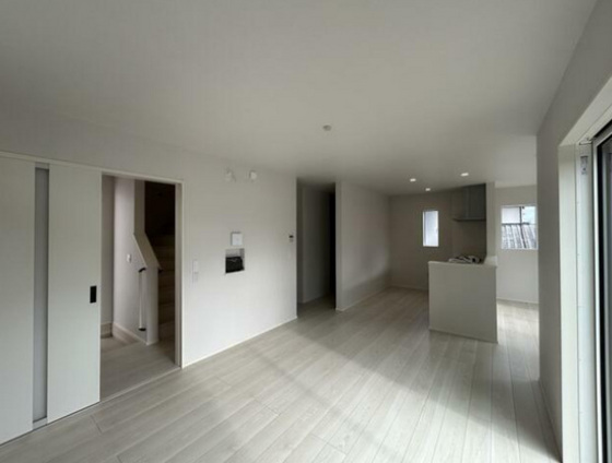 リナージュ屋代