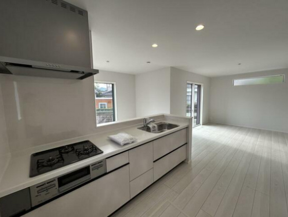 リナージュ屋代