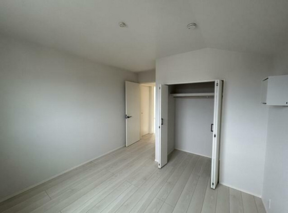 リナージュ屋代