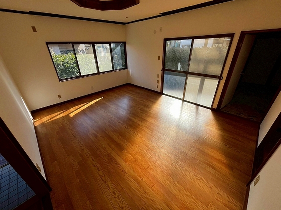 旭二丁目戸建て