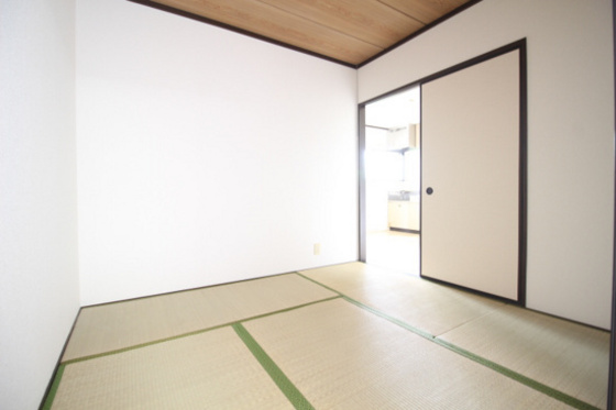 グリーンコーポB棟