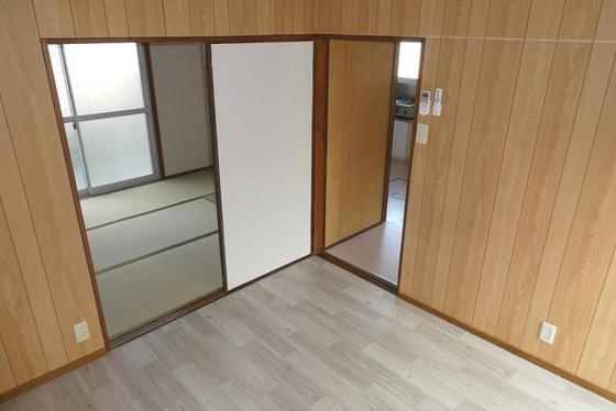 国只借家(南棟)