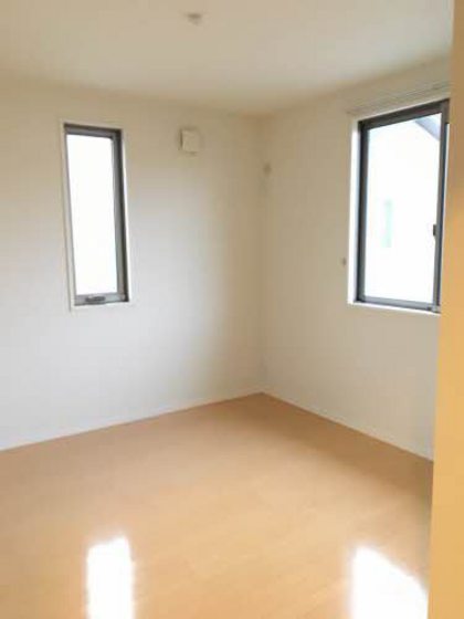 シャーメゾン津島新野 A