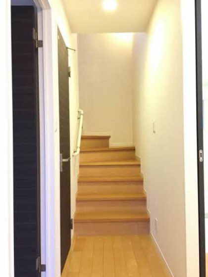 シャーメゾン津島新野 A