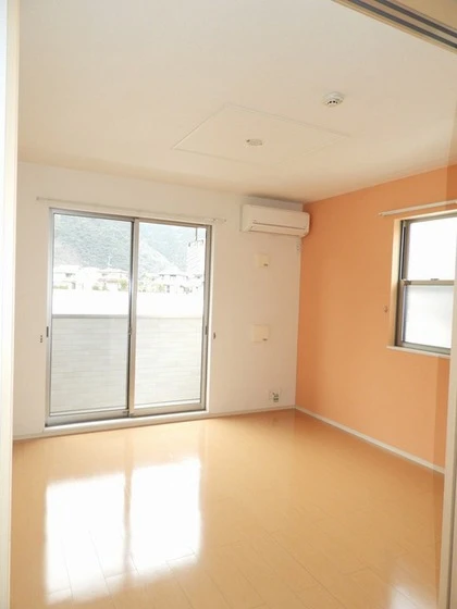 リバーサイド真倉 E