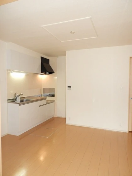 リバーサイド真倉 E