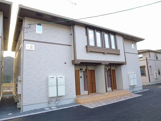 リバーサイド真倉 E