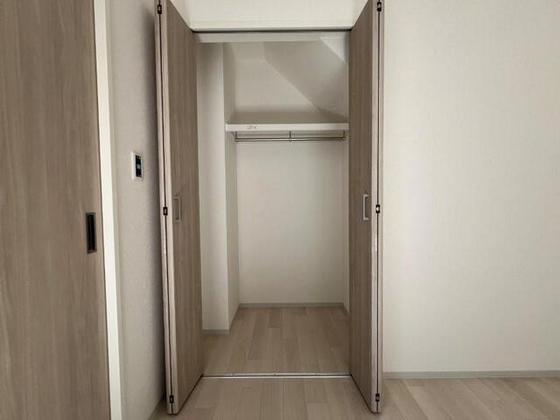 アマン・リョウ