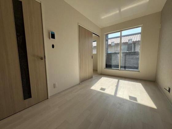 アマン・リョウ