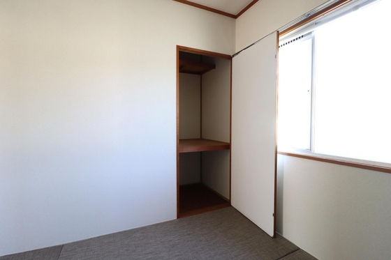 グリーンハイツ新福 F棟