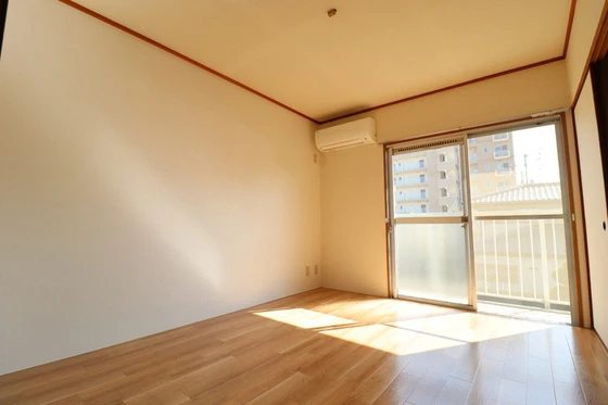 グリーンハイツ新福 F棟