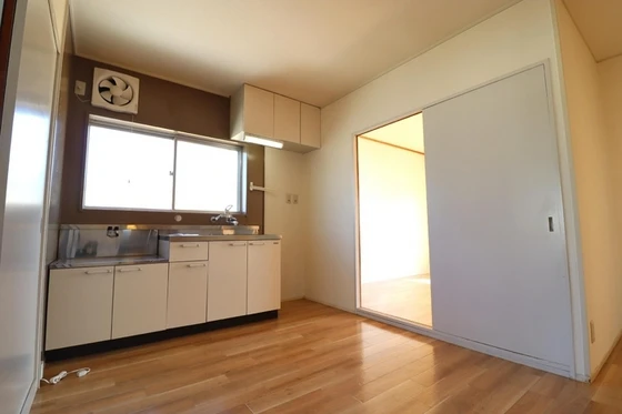 グリーンハイツ新福 F棟