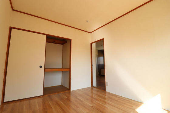 グリーンハイツ新福 F棟