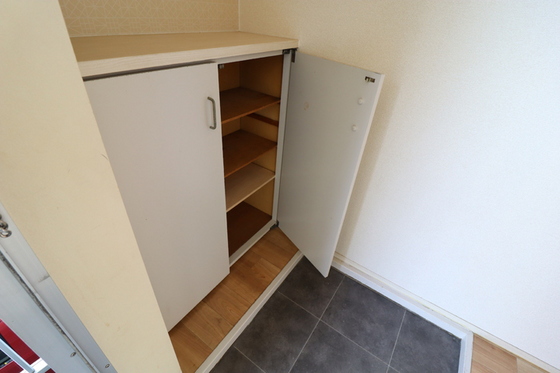 グリーンハイツ新福 F棟