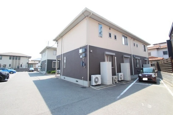 ヴィラーチェ B棟