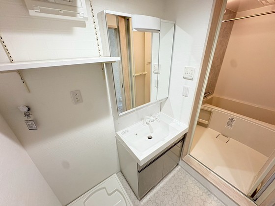 リユニオン三条