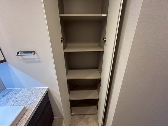 ザ・ライオンズ横川