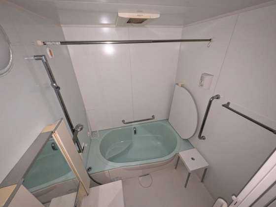 アスティ学南町