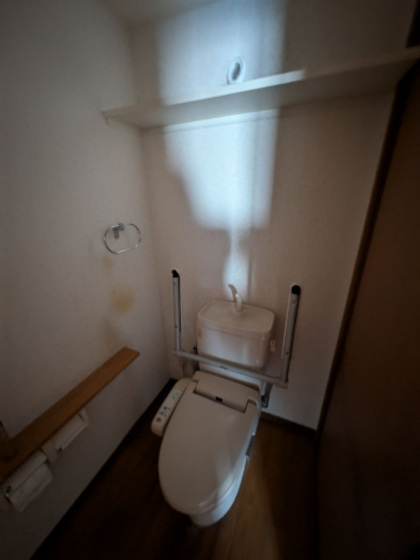 アスティ学南町