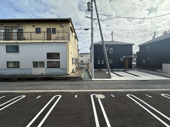 パインツリ―立戸