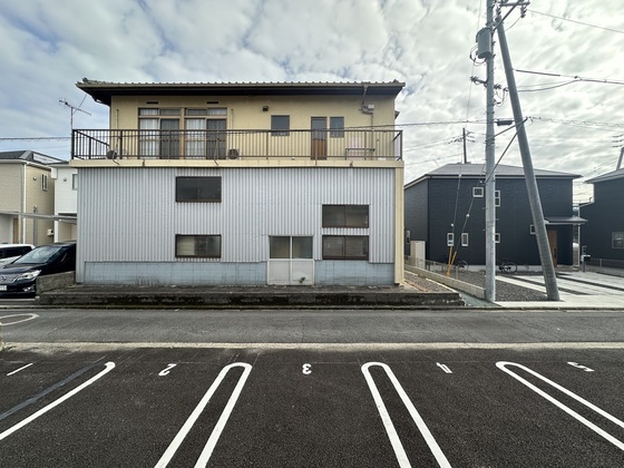 パインツリ―立戸