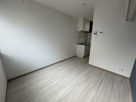 パインツリ―立戸