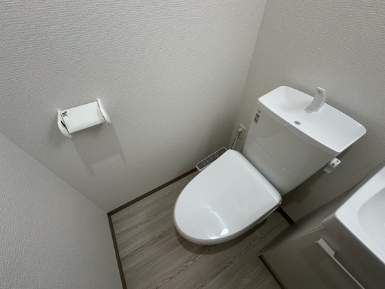 パインツリ―立戸