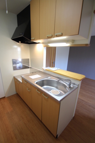 リースランド福島 B棟